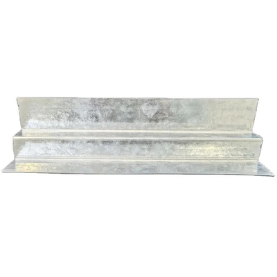 Guter Preis Bauen Sie starke und langlebige Strukturen Metall-Stud-Spur mit traditionellem Design-Stil Heteromorphe Form Leichtstahl Keel Online