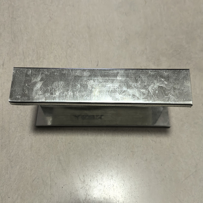 Guter Preis Bauwerk Leichtstahl Keel / Galvanisiertes Metall Furring C-förmige Aufhängungsanlage Online