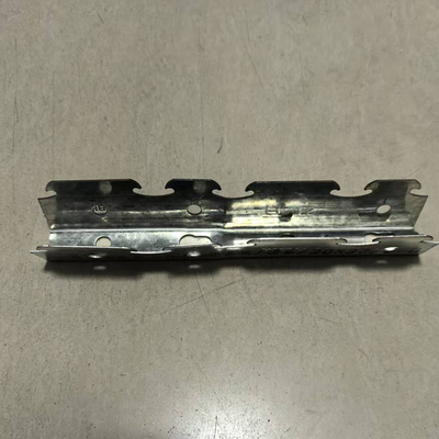 Guter Preis Boden- und Dachsysteme Leichtgewicht und Langlebig Metall-Stud-Spurgrößen Anpassung Online