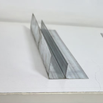 Bon prix Système de plafond suspendu Murs à sec Poteaux d'acier et cadre avec structure et poteaux métalliques en ligne